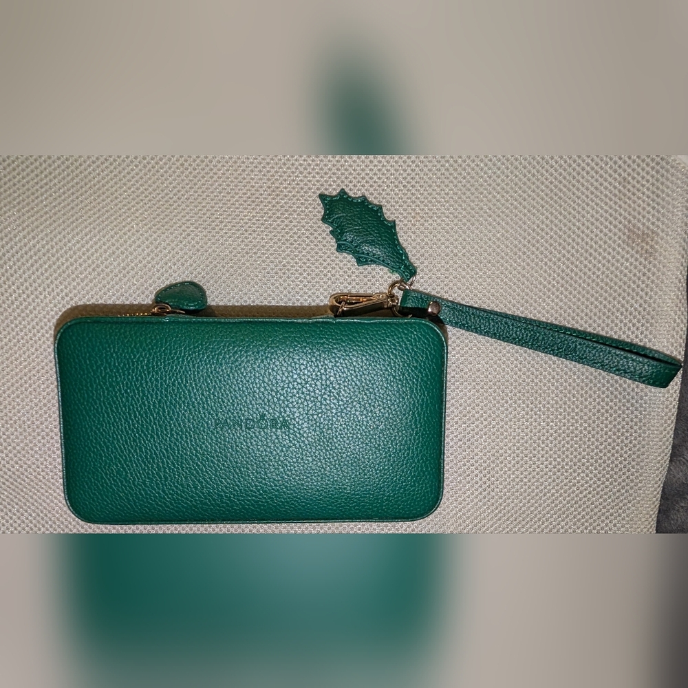 Pandora mini jewelry box